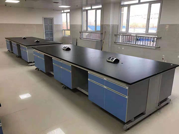 91视频网址导航台的台面该如何保养和清洁呢？